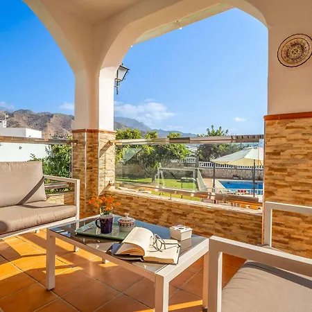 Lola Exotica Villa